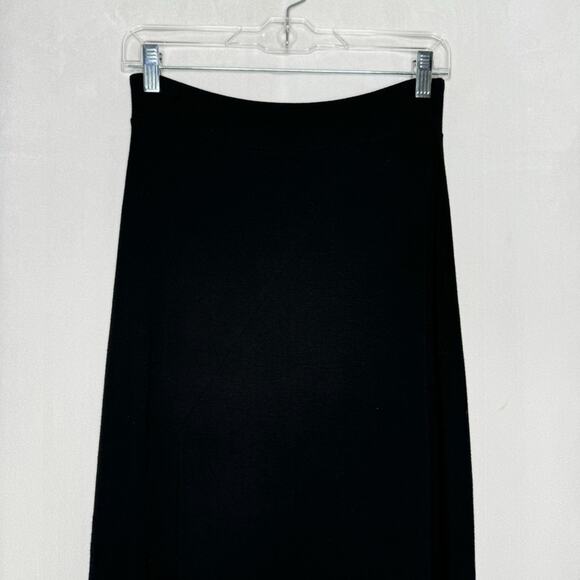 WHITE HOUSE BLACK MARKET / black knit pull on elastic waist maxi skirt / XXS - Picture 3 of 8